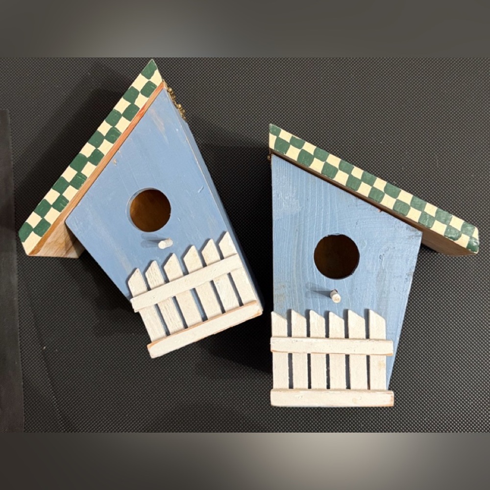 Vintage Terry’s Village Collection Rustic Hand painted Birdhouse - set of 2